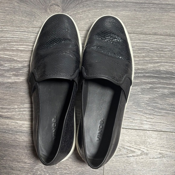 Vince Blair 5 Black Snake Print Slip On Sneakers Womens Size 8.5 Low Top Leather - Picture 11 of 11